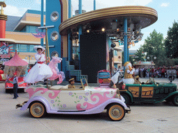 Donald and Mary Poppins in Disney`s Stars `n` Cars parade, at the Production Courtyard of Walt Disney Studios Park