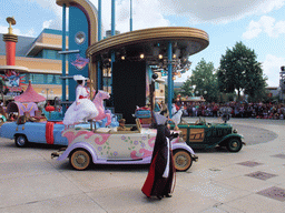 Mary Poppins and Bert in Disney`s Stars `n` Cars parade, at the Production Courtyard of Walt Disney Studios Park