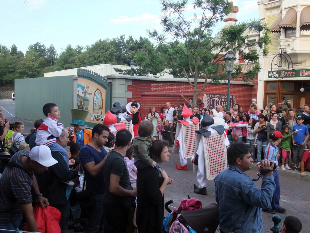 The Queen of Hearts, the Mad Hatter and the Hearts in Disney`s Once Upon a Dream Parade, at the Town Square of Disneyland Park