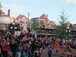 Ariel and Prince Eric in Disney`s Once Upon a Dream Parade, at Disneyland Park