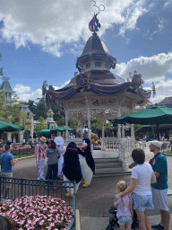 Penguins in front of the pavilion at Town Square at Disneyland Park