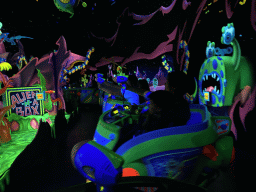 Miaomiao and Max at the Buzz Lightyear Laser Blast attraction at Discoveryland at Disneyland Park