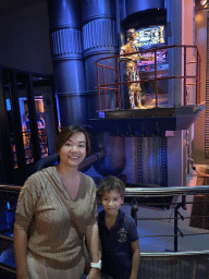 Miaomiao and Max with a statue of C-3PO at the queue of the Star Tours - The Adventures Continue attraction at Discoveryland at Disneyland Park