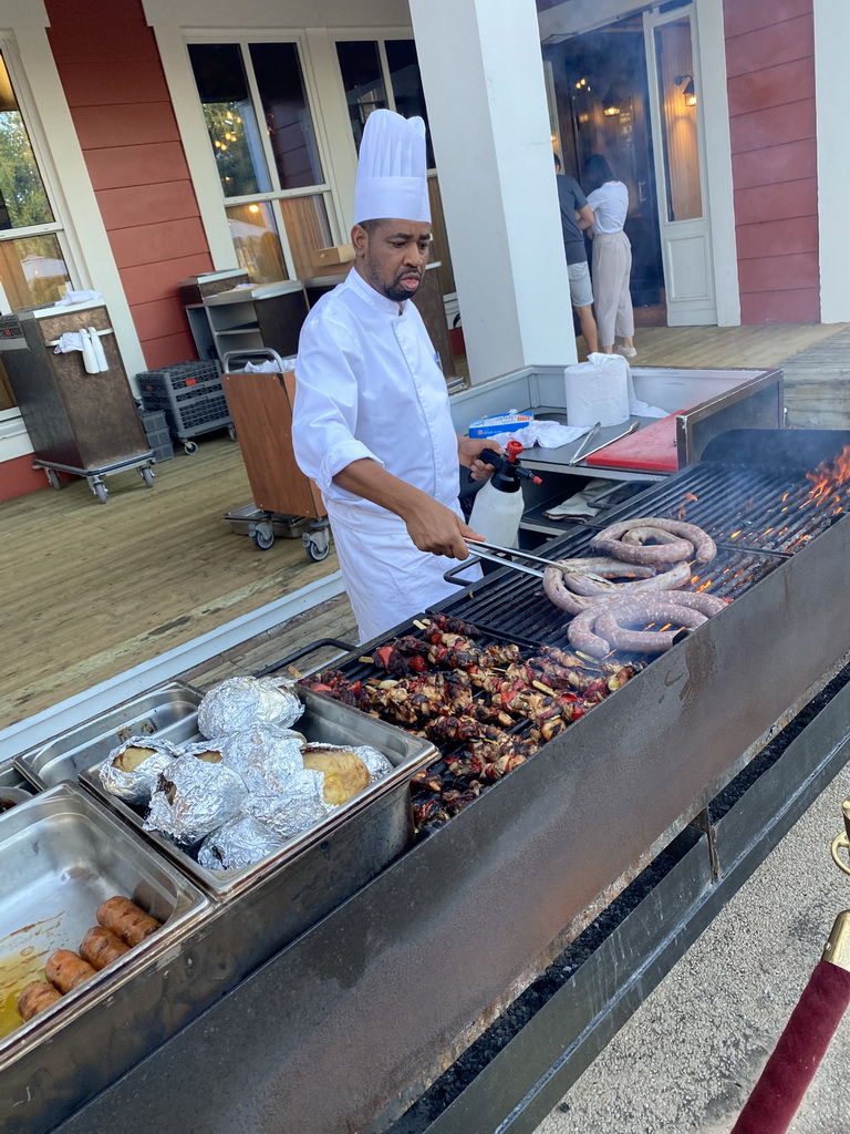 Barbecue at the back side of the Chuck Wagon Café at Disney`s Hotel Cheyenne