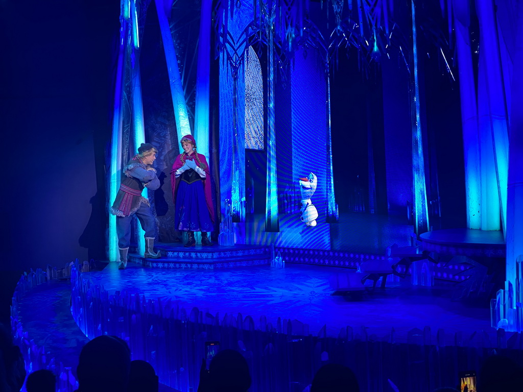 Kristoff, Anna and Olaf at the stage of the Animation Celebration building at the Toon Studio at Walt Disney Studios Park, during the Frozen - A Musical Invitation show