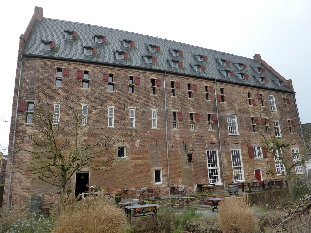 East side of the Arsenaal building at the Kloostersteeg street