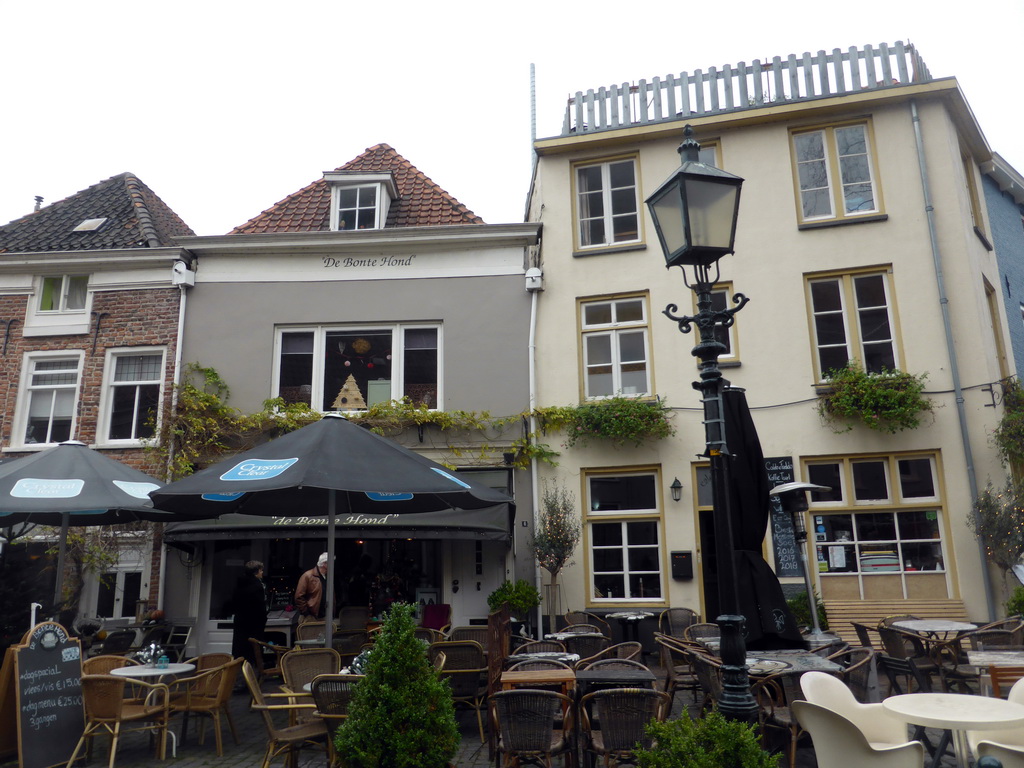 Restaurants at the Roggestraat street