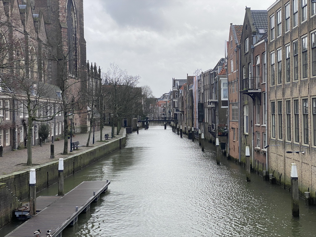 The Pelserbrug bridge over the Voorstraathaven harbour, viewed from the Leuvebrug bridge