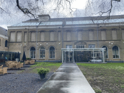 Garden and entrance of the Dordrechts Museum