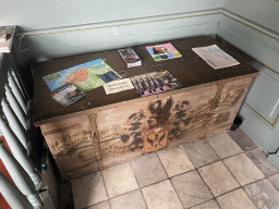 Chest at the Regentenkamer room