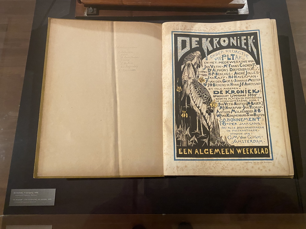 Book `The Chronicle` at the exhibition `The Eye of Jan Veth` at the Upper Floor of the Dordrechts Museum, with explanation