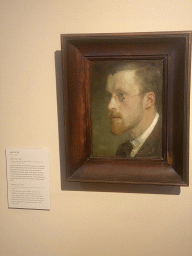 Self-portrait by Jan Veth at the exhibition `The Eye of Jan Veth` at the Upper Floor of the Dordrechts Museum, with explanation