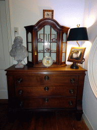 Cabinet in a room at the ground floor of Castle Sterkenburg