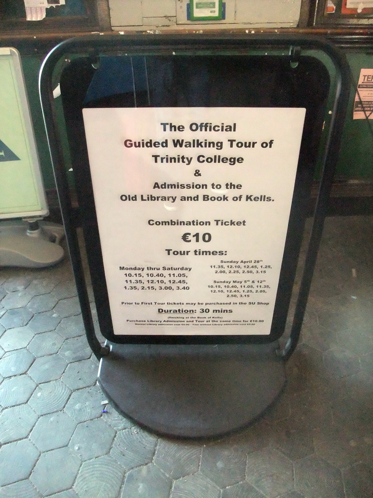 Information on the Official Guided Walking Tour of Trinity College