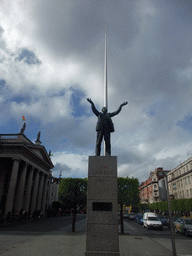 Statue of Jim Larkin, the Spire and the General Post Office at O`Connell Street