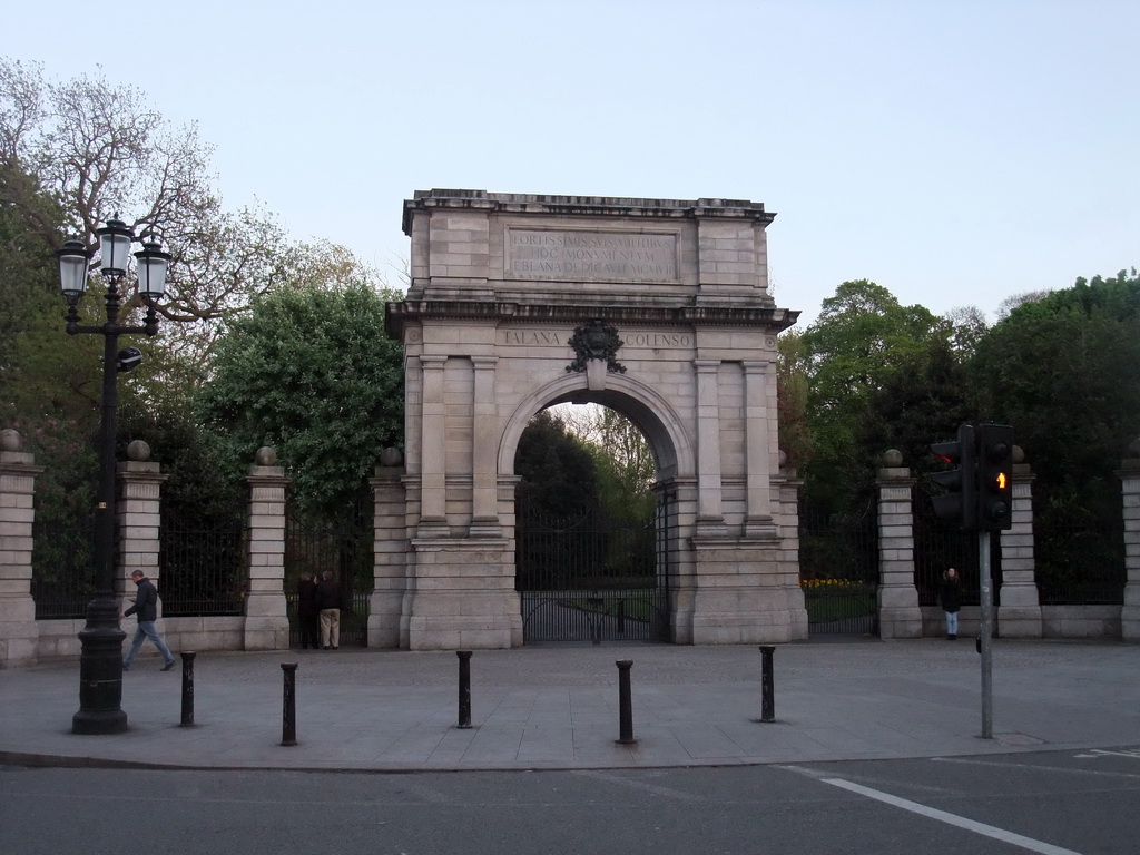 The Fusilier`s Arch, northwest gate to St. Stephen`s Green