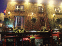 Side of the Temple Bar at Temple Lane South, by night