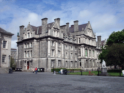 The Graduates Memorial Building and the statue of George Salmon at Trinity College Dublin