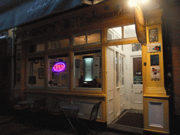 Front of O`Shea`s Restaurant at Anglesea Street, by night