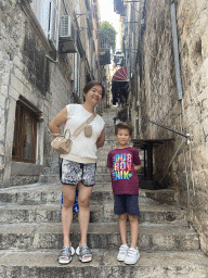 Max and Miaomiao at the staircase at the Zamanjina Ulica street, viewed from the Prijecko Ulica street