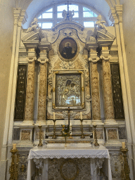 Altar at a side chapel of the Dubrovnik Cathedral