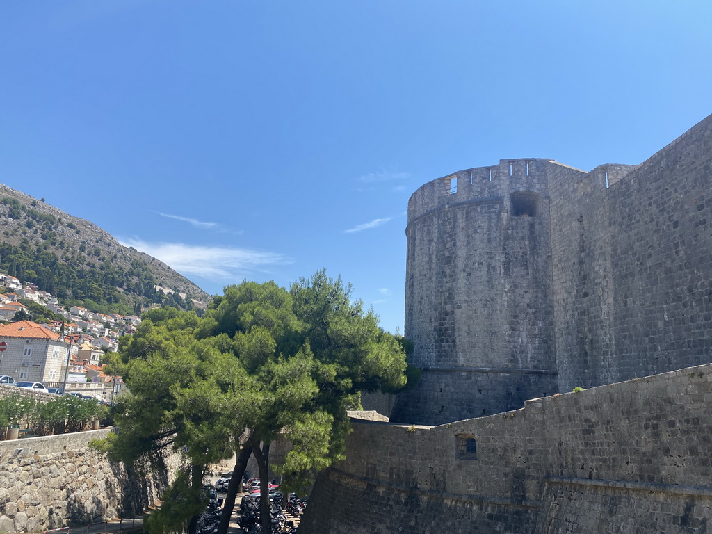 The northeastern city walls, viewed from the Bua Gate