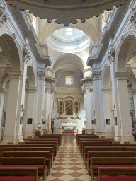 Nave, apse and altar of the Dubrovnik Cathedral