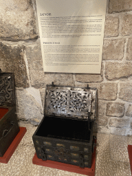 Chest and information on prison cells at the lower floor of the Rector`s Palace