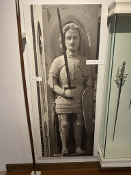 Photograph of the Orlando Column at the upper floor of the Rector`s Palace, with explanation