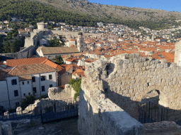 Ruins at the southwest side of the Old Town, the western, northwestern and northern city walls, the Pile Gate, the Tvrdava Minceta fortress, the Franciscan Church and the Bell Tower, viewed from the top of the southwestern city walls