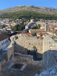 Ruins at the southwest side of the Old Town, the western, northwestern and northern city walls, the Pile Gate, the Tvrdava Minceta fortress, the Franciscan Church and Mount Srd, viewed from the top of the southwestern city walls