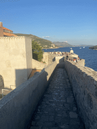 The top of the southern city walls, with a view on the the Kula sv. Margarita fortress and the Lokrum island