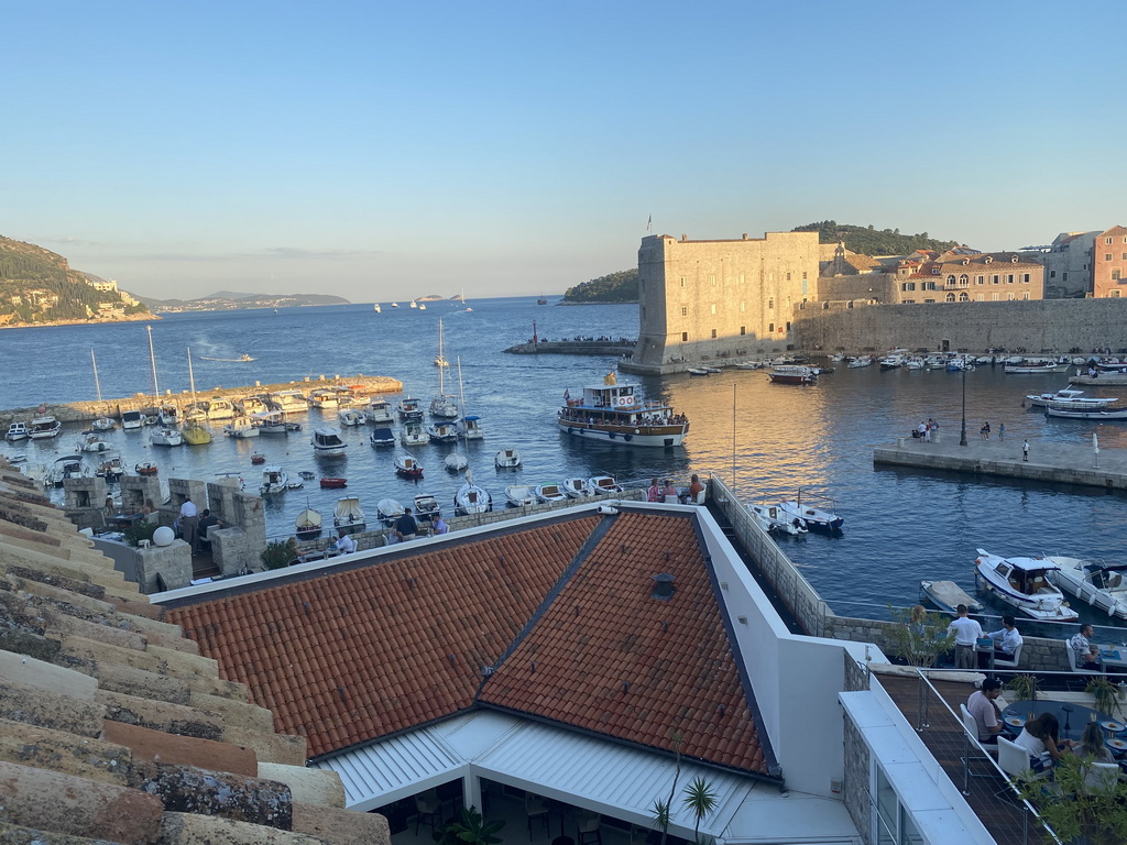 The Old Port, the Tvrdava Svetog Ivana fortress and the Lokrum island, viewed from the top of the northeastern city walls