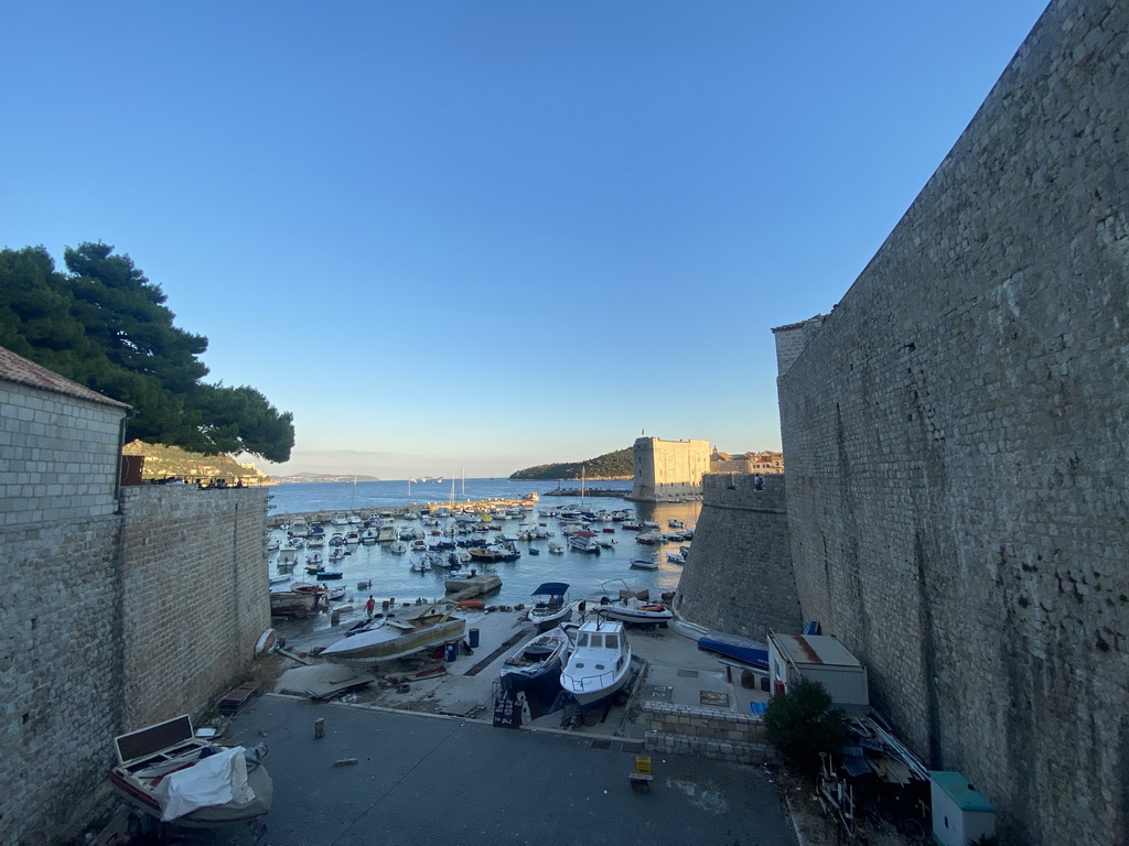 The Old Port, the Tvrdava Svetog Ivana fortress and the Lokrum island, viewed from the Revelin Bridge