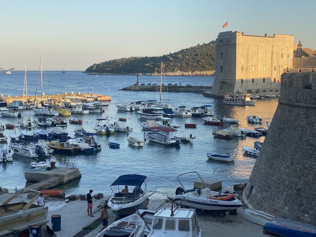 The Old Port, the Kula sv. Luke fortress, the Tvrdava Svetog Ivana fortress and the Lokrum island, viewed from the Revelin Bridge