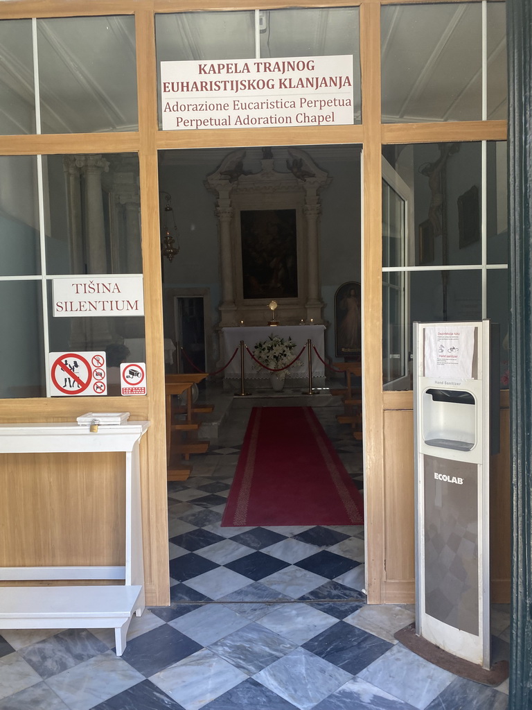 Front and interior of the Perpetual Adoration Chapel at the Ulica od Puca street