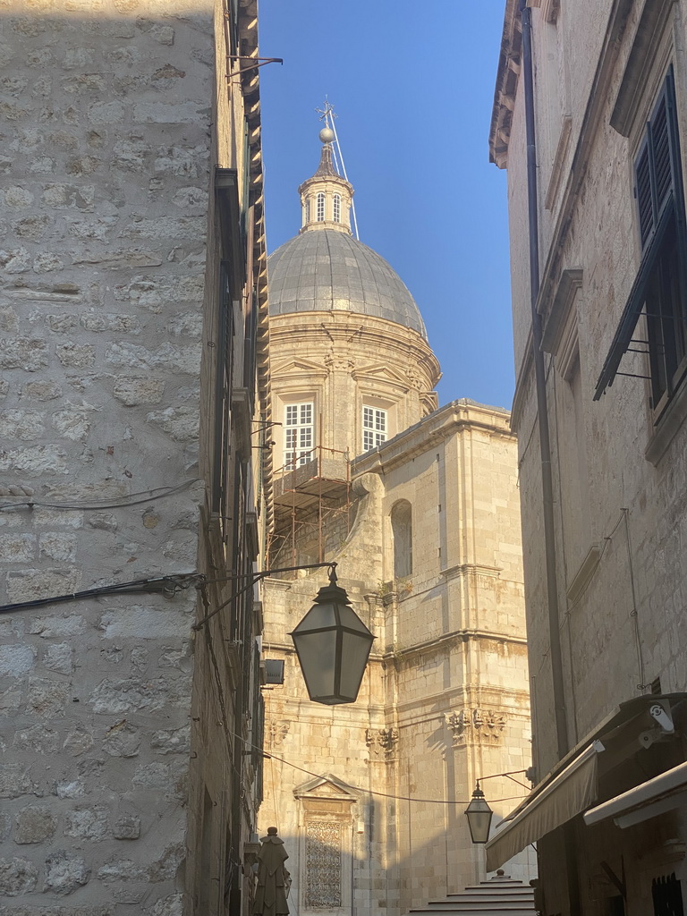 The Dubrovnik Cathedral, viewed from the Gunduliceva Poljana market