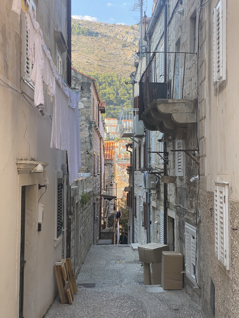 The Crijeviceva Ulica street, viewed from the Ulica od Katela street