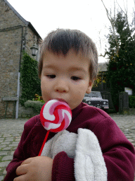 Max with a lolly at the Rue des Récollets street