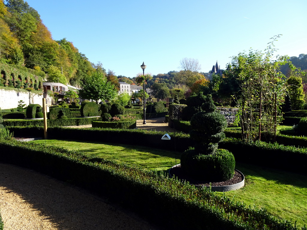 Southwest side of the Topiary Park