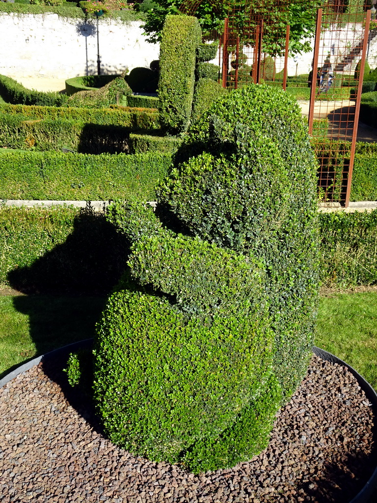 Topiary at the southwest side of the Topiary Park