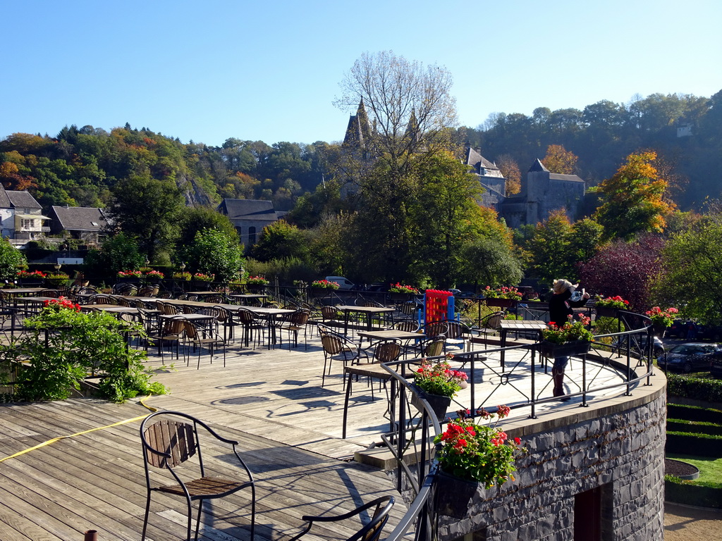 Terrace of the Topiary Park, with a view on the Durbuy Castle