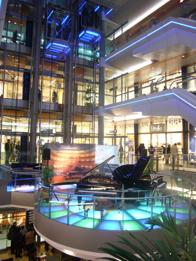 Piano inside the Kö galerie shopping mall