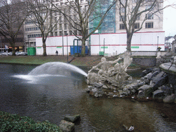 Fountain at the crossing of the Schadowstraße street and the Königsallee street