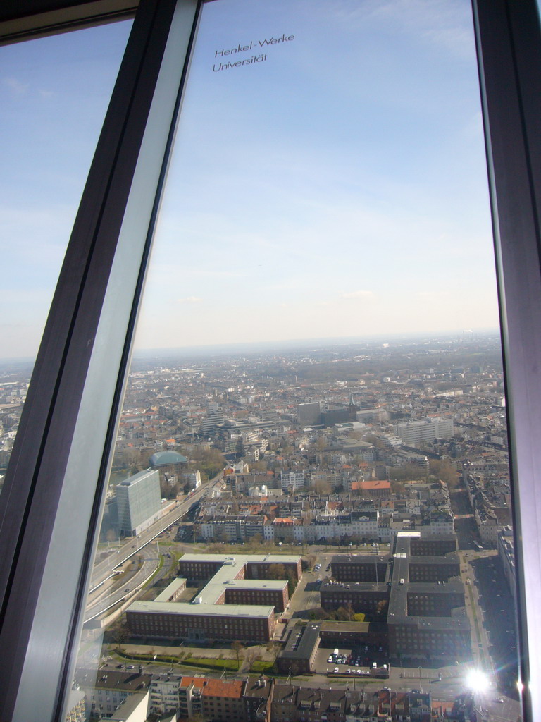 View on the Polizeipräsidium, the Schwanenspiegel and the Ständehaus, from the Günnewig Rheinturm Restaurant Top 180