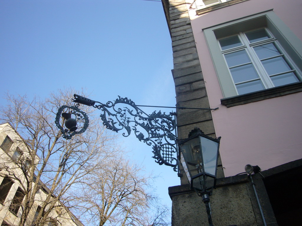 Decoration on the corner of a house in the Ratinger Straße street
