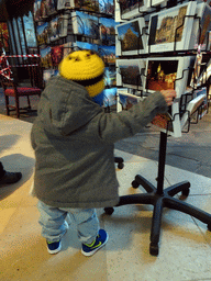 Max with postcards in front of the cathedral shop at St. Giles` Cathedral