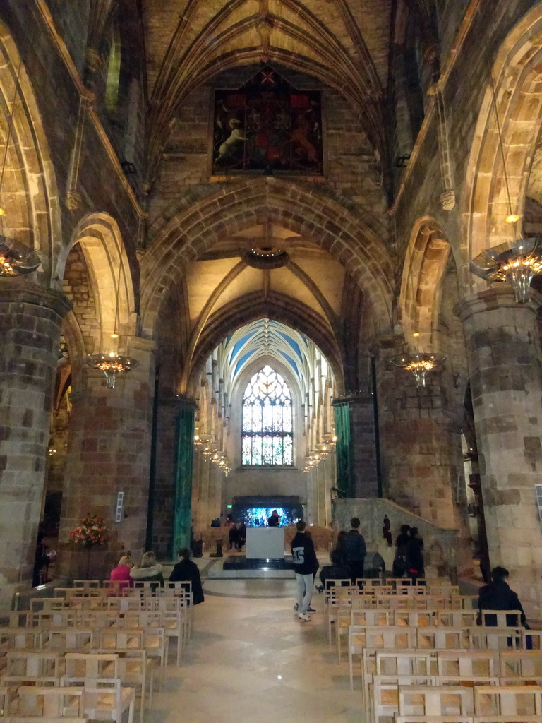 The transept and west side of the nave at St. Giles` Cathedral