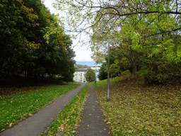 Path from Brown Street to Dumbiedykes Road