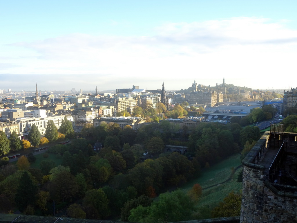 The Princes Street Gardens, the New Town, the National Gallery of Scotland, the Scott Monument, the Balmoral Hotel, the Edinburgh Waverley railway station and Calton Hill, viewed from the North Panorama at Edinburgh Castle